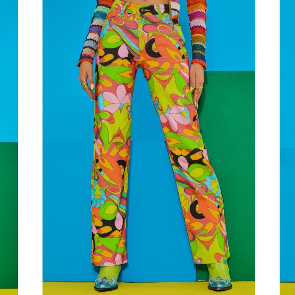 VINTAGE GEOMETRIC PRINT SLOUCHY BOYFRIEND FIT PRINTED JEANS